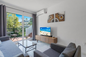 Stunning terrace penthouse with pool in La Cala de Mijas by Costarentals - Ref 84